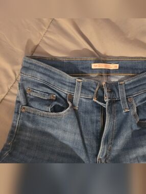 Levi Strauss & Co. Women's Mid-Rise Cropped Blue Denim Jeans